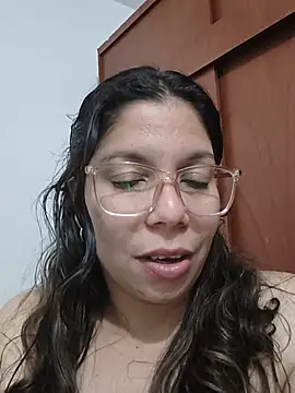Chat XXX en directo de Carliina_Soussa