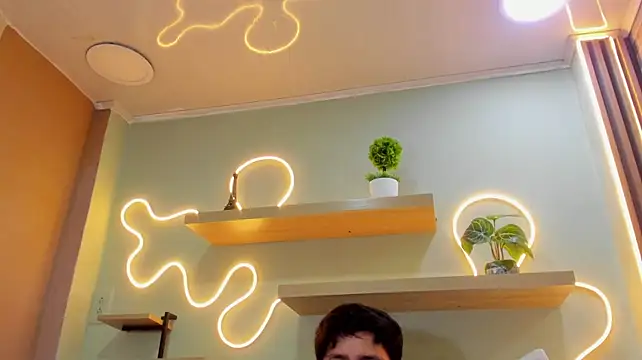 Marco_Costa_ XXX чат на живо