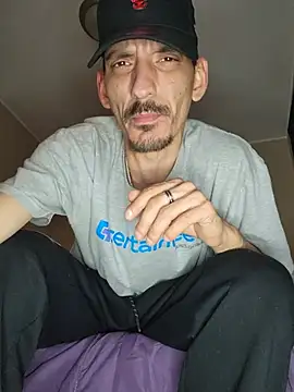 Matthew_204's Live XXX Chat