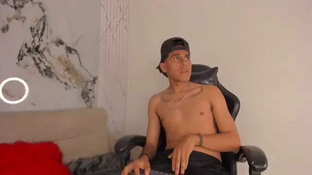 Chat +18 de oliverSky_ ao vivo