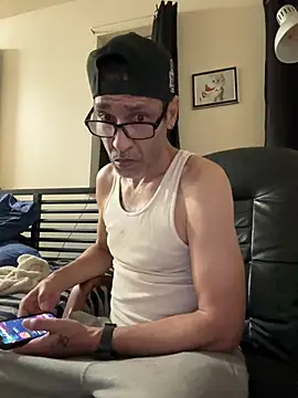 Teelove4870 Show in webcam