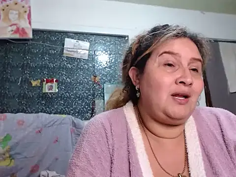 XXX chat uživo modela Perla1981--