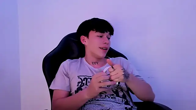 Chat XXX en directo de ares_777_