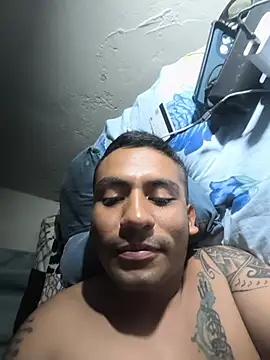 Alexismav 在線直播表演