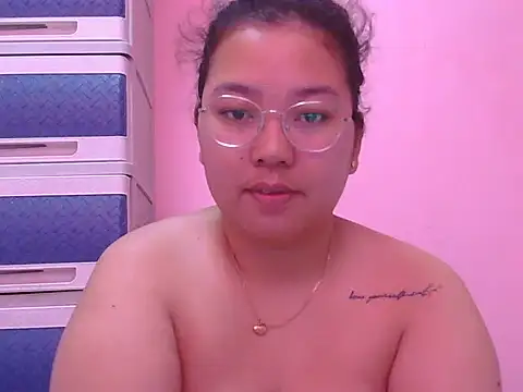 Boobsiemarie's Live XXX Chat