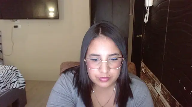 แชท XXX สดของ KathyHardcore69