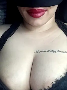 Chat XXX en directo de Zouzou_sexy