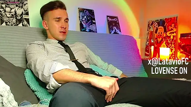 Midnighter_ Adlı Modelin Canlı XXX Sohbeti