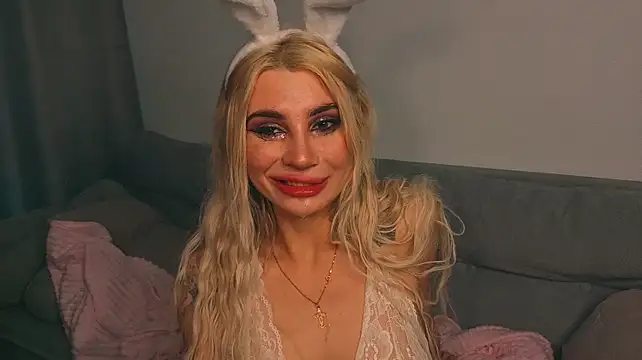 Ashley-Urban's Live XXX Chat