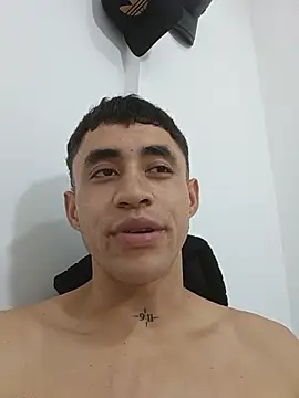Cris-h Live XXX-chat
