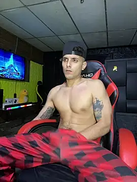 Chat +18 de AlessandroAGT ao vivo