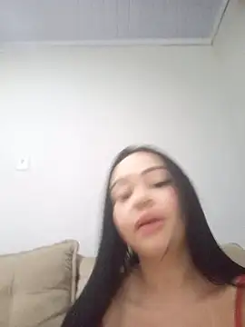 XXX chat uživo modela Newhot__Rj