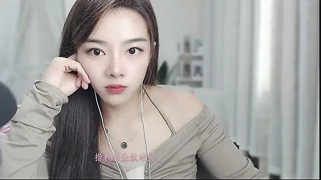 Romy-sweet Adlı Modelin Canlı XXX Sohbeti