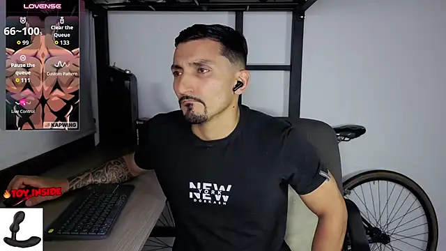 Czat XXX na żywo – Marck_Muscle