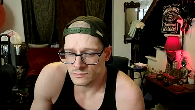 MasterDaddyCool live XXX chat