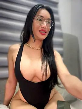 XXX chat uživo modela JakoIera2020
