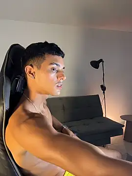 Онлайн чат XXX Busterspinter