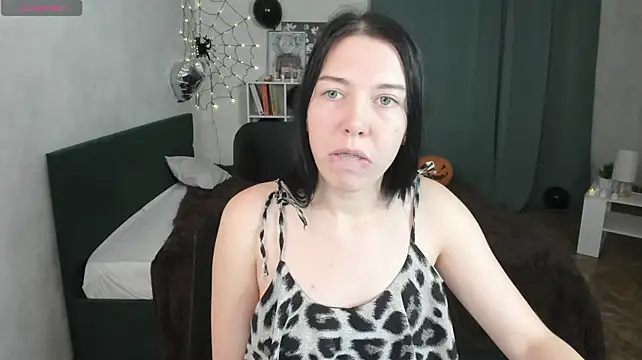 elen_xx's Live XXX Chat
