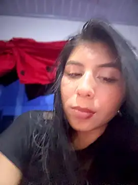 Chat XXX en directo de ariella_love_11