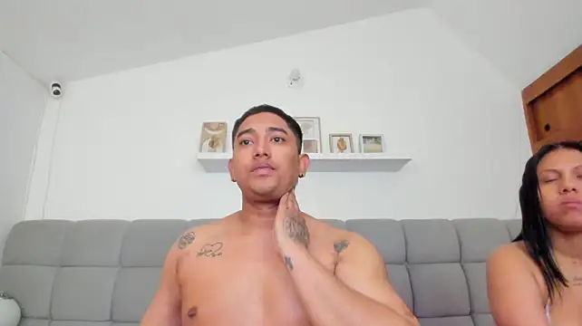 แชท XXX สดของ erotic_sins