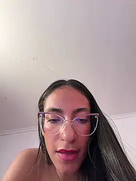 Chat +18 de elegant__rouse ao vivo