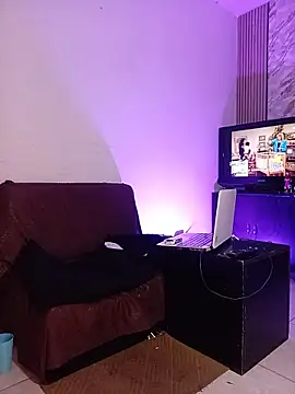 HannibalLestern Live XXX chat