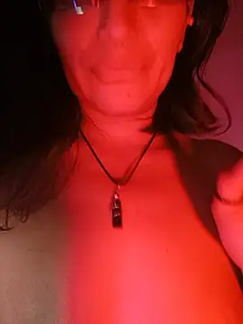 Chat XXX en directo de LucyCherry69