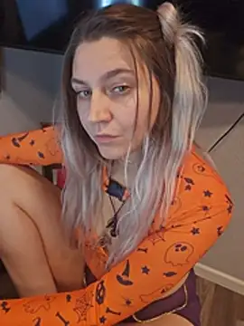 ScarletsWeb Live XXX Chat