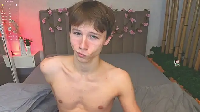 cuMte_boy élő XXX-chatje