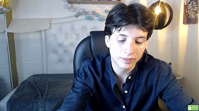 XXX chat uživo modela Marcoviolet