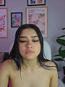 Emilyy_ Live XXX-Chat