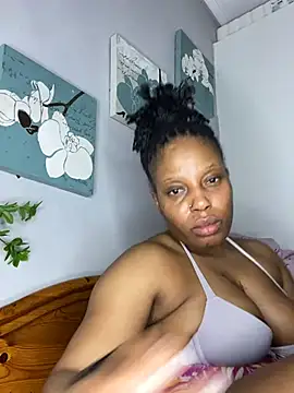 RainBougie's Live XXX Chat