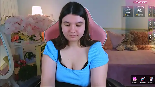 Czat XXX na żywo – Viola__Shy
