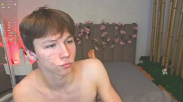 cuMte_boy – Naživo XXX chat