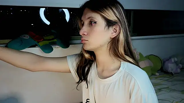 Chat +18 de Feniix__ ao vivo