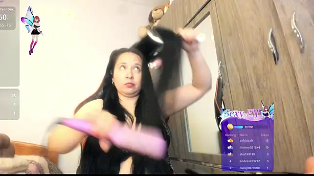 cami_hot_tits' Live XXX Chat