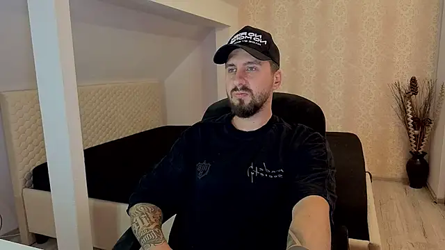 Chat XXX ao vivo de LoganStroud