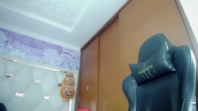Asher_athlets – Naživo XXX chat