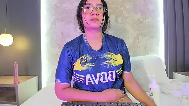 alysson_moon_'s Live XXX Chat