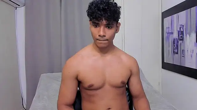 Chat XXX en directo de Logan_jake