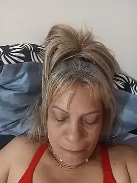 Jazminlover04 Adlı Modelin Canlı XXX Sohbeti