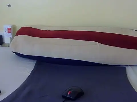 Scate Adlı Modelin Canlı XXX Sohbeti