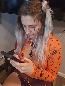 ScarletsWeb লাইভ XXX চ্যাট