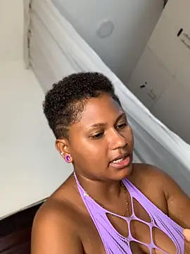 Chat XXX en directo de madelltheebony