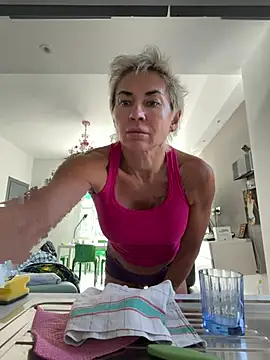 Chat +18 de BazucaFit ao vivo
