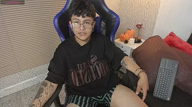 XXX chat uživo modela Bill33_