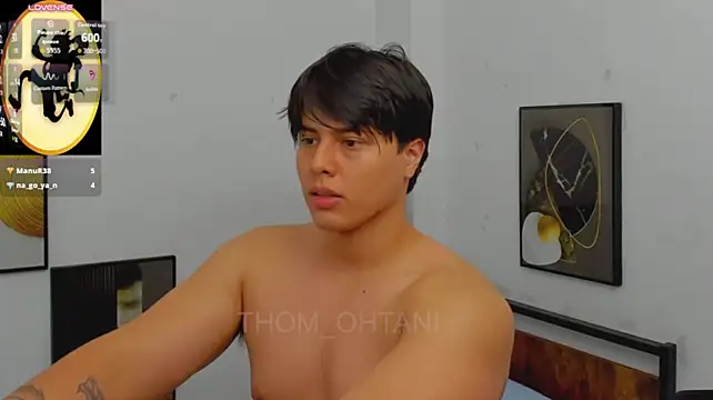 Živý XXX chat Thom_Ohtani