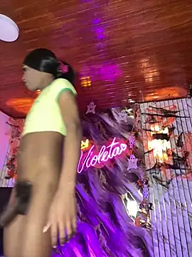 צ'אט XXX בשידור חי של violeta_E_