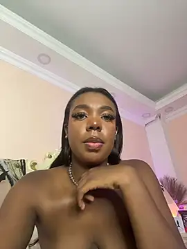 Chatroom XXX en direct de GiaJacobs