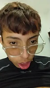 Chat XXX ao vivo de liamkozy